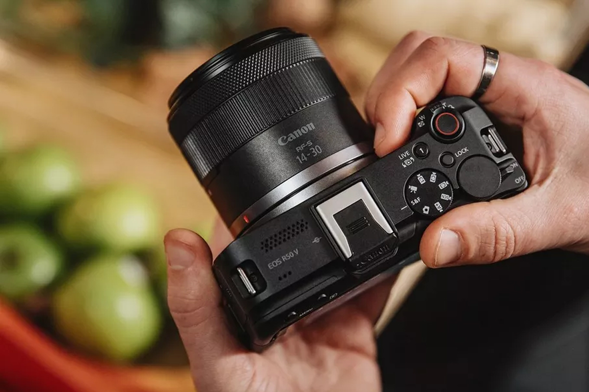 5 Best Cameras for Vlogging and Content Creation in 2026