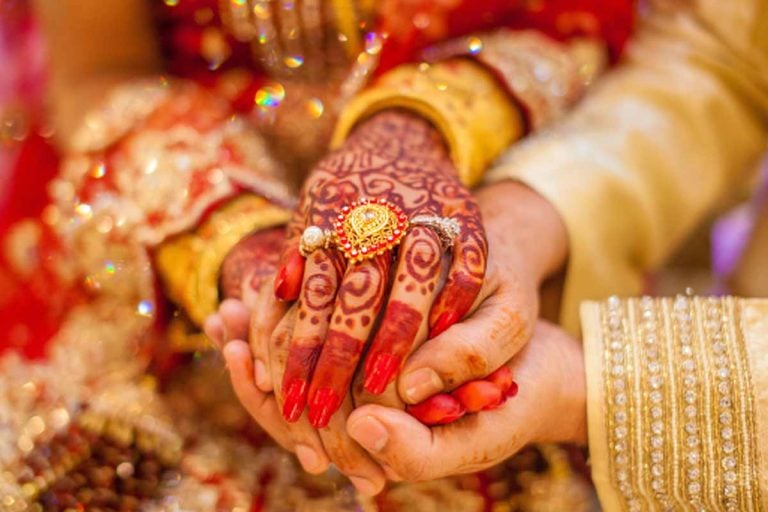 বঙ্গে নাবালিকা বিয়ে ও মাতৃত্ব: সামাজিক পচন রোধে সরকারের পদক্ষেপ প্রশংসনীয়