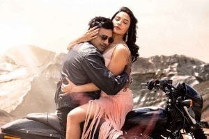 শুভশ্রীর সঙ্গে সকলের সামনে কথা বলতে ‘ভয়’ পান দেব! জানেন কেন?