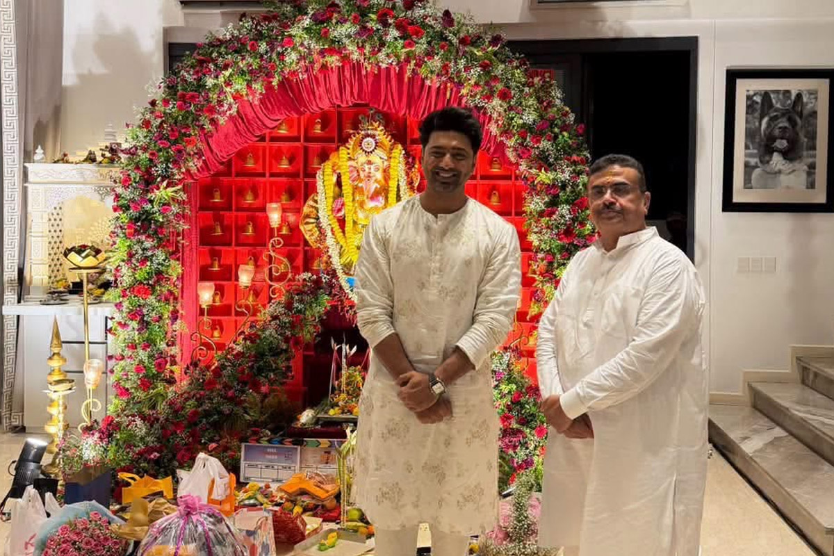 CM Suvendu Adhikari visits superstar-mp dev's house for Ganesh Puja