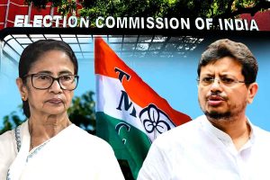 প্রতীক কার? উপনির্বাচনের আগেই তৃণমূলের ভাগ্য নির্ধারণ, দু’পক্ষকেই তলবের পথে কমিশন