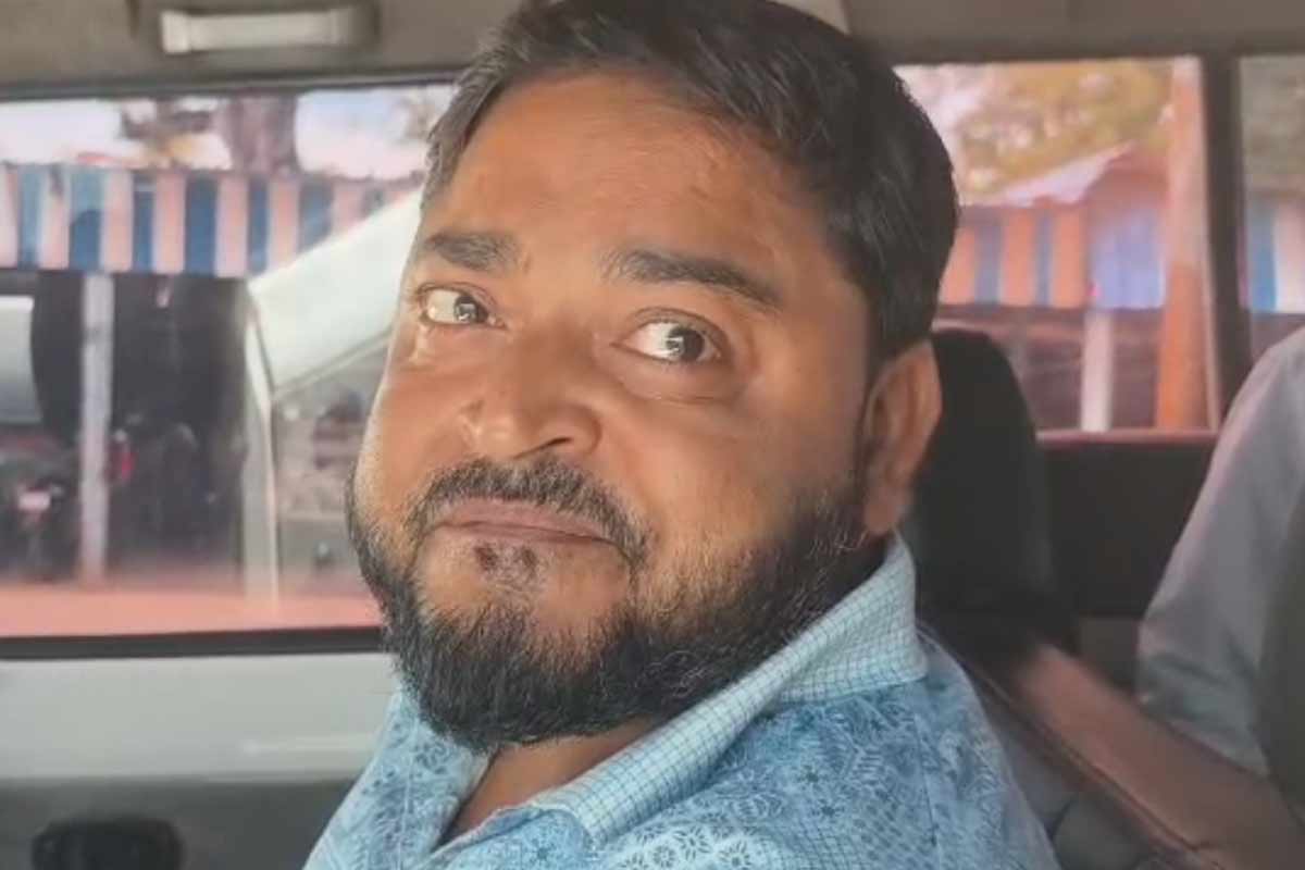 মুখ্যমন্ত্রীকে নিয়ে কুরুচিকর পোস্ট! গ্রেপ্তার গোঘাটের তৃণমূল নেতা ফিরোজ আলি