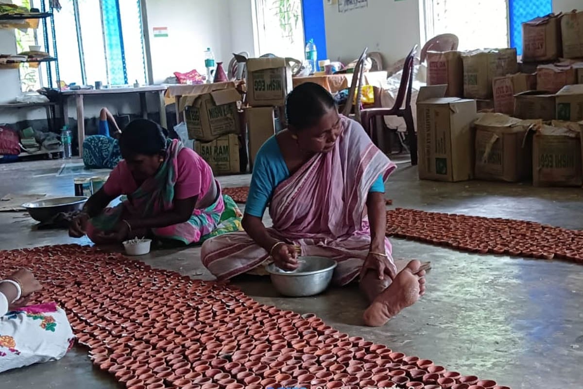Self-help group womens are happy for receive an order for making earthen lamps for Modi's birthday in Howrah