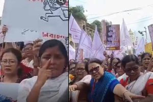 জ্ঞানেশের অপসারণ-সহ নানা দাবি, বামেদের সিইও অফিস অভিযানে পুলিশের সঙ্গে ধুন্ধুমার মীনাক্ষীদের