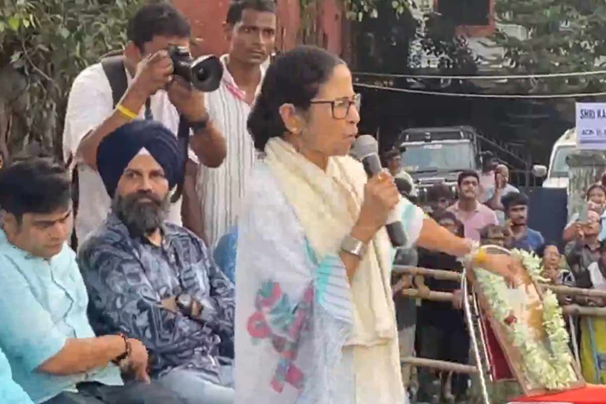 ‘ভ্যানিশ কুমারকে ধরেছি, কেউ পার পাবে না’, শ্রীরামপুর থেকে জ্ঞানেশকে হুঙ্কার মমতার