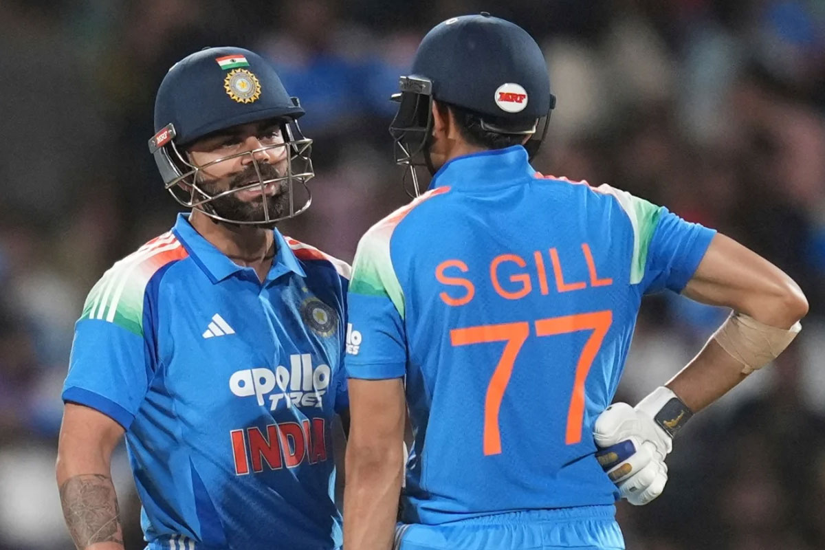 অভ্যাসমতো সেঞ্চুরি কোহলির! শতরান গিলেরও, ক্যারিবিয়ানদের উড়িয়ে ওয়ানডে সিরিজ শুরু টিম ইন্ডিয়ার