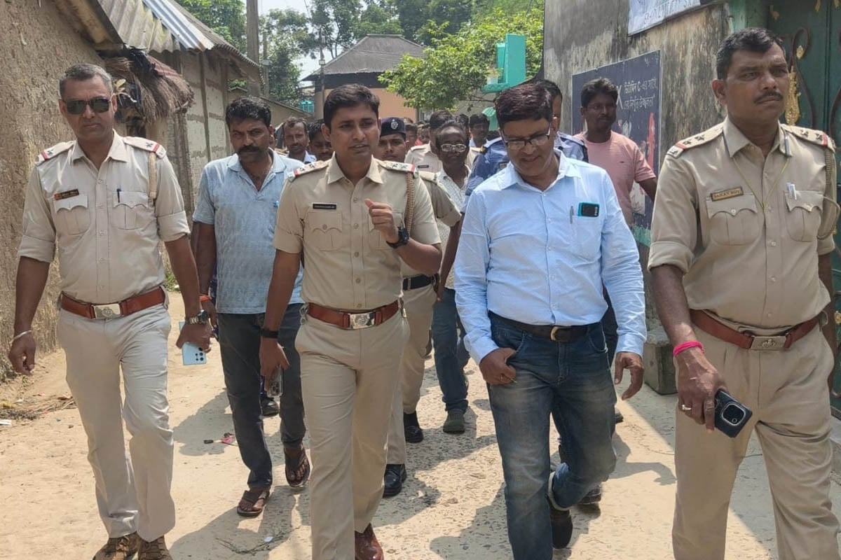 হাই কোর্টের হস্তক্ষেপে ১৭ বছর পর নানুরে ফিরল ৪০ পরিবার! কাজলের দাবি, ‘ওরা সিপিএমের হার্মাদ’