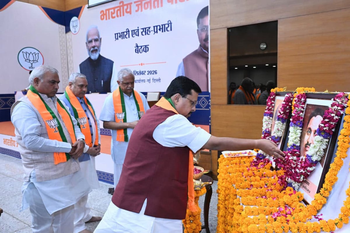 ‘আরামের সময় নেই, মাঠে নামুন’, দলের পদাধিকারীদের কড়া বার্তা নীতীন নবীনের