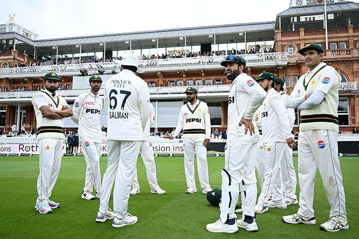 পরিবারের কাছ থেকে বাদ পড়ার খবর, ফাঁস স্ক্রিনশট! পাকিস্তান ক্রিকেটে অপমানের ‘গৃহযুদ্ধ’
