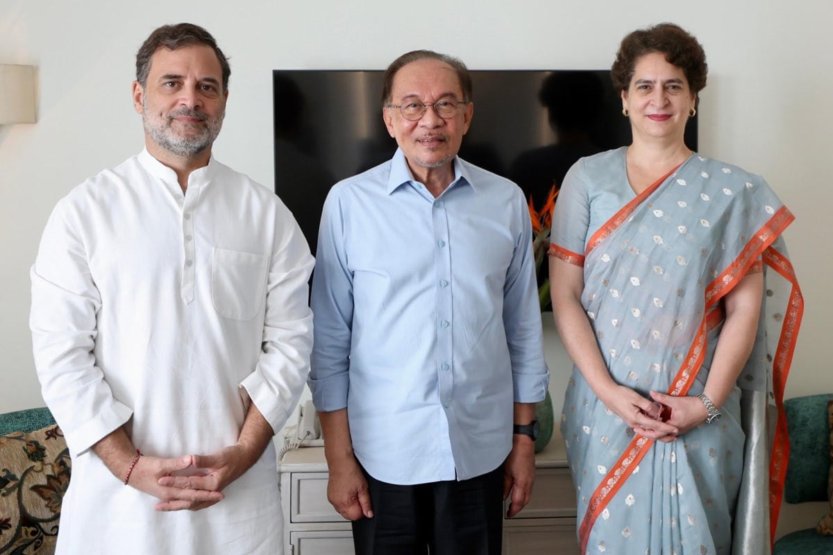 ব্রিকসের ফাঁকে রাহুল সাক্ষাতে মালয়েশিয়ার প্রধানমন্ত্রী, মনমোহন সিংকে শ্রদ্ধা