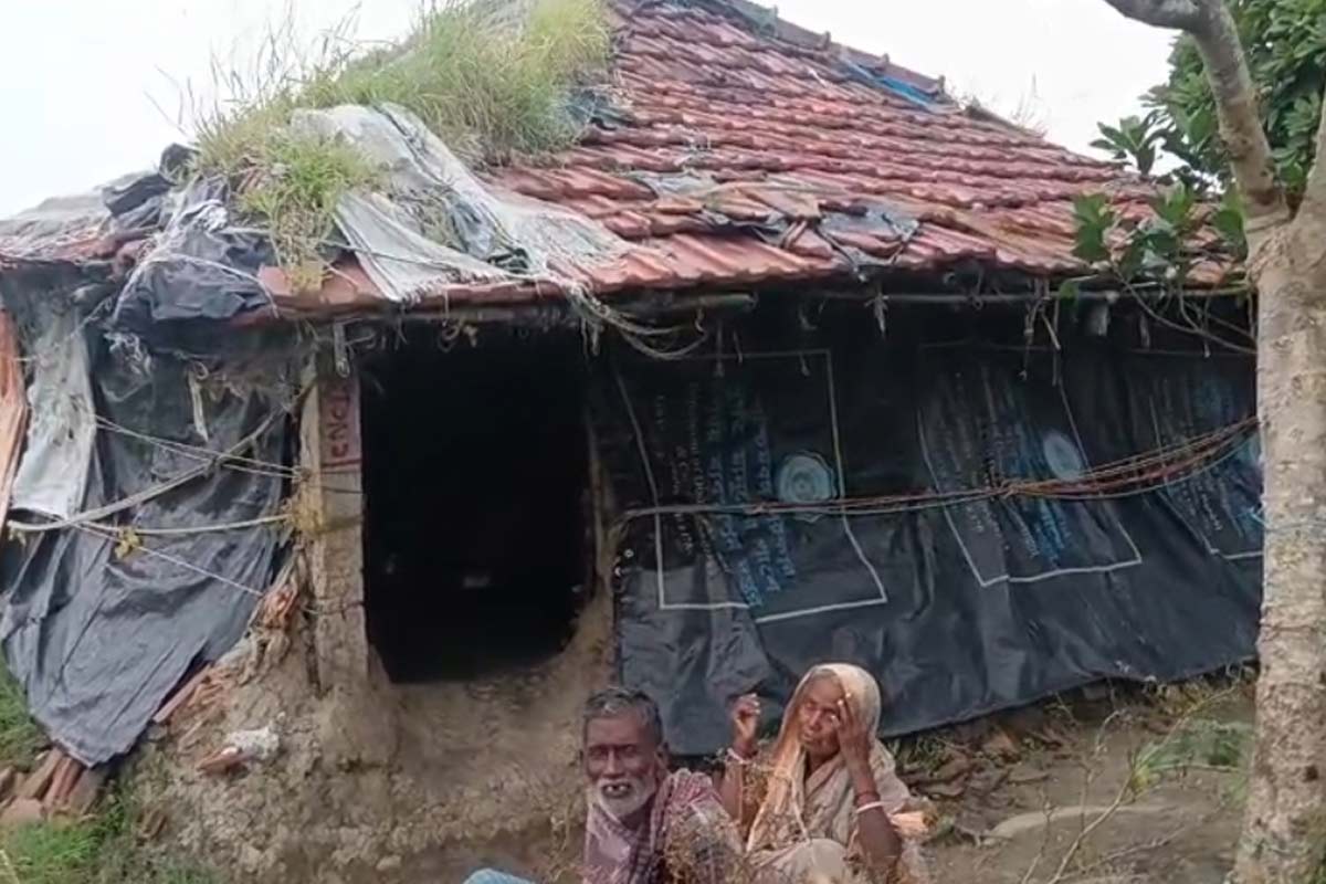MLA initiates electric connection to house in Sagar