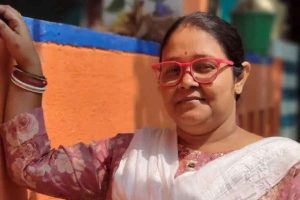 শিক্ষক নিয়োগ দুর্নীতিতে চাকরি হারিয়েছিলেন, নন্দীগ্রামে মমতার বাজি কেন সেই সঞ্চিতা?