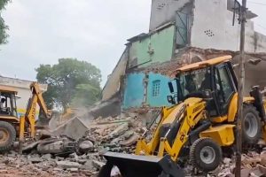সাহারানপুরে বেআইনি মসজিদ গুঁড়িয়ে দিল প্রশাসন, ‘ইনশাআল্লাহ জবাব দেব’, হুঁশিয়ারি ওয়েইসির