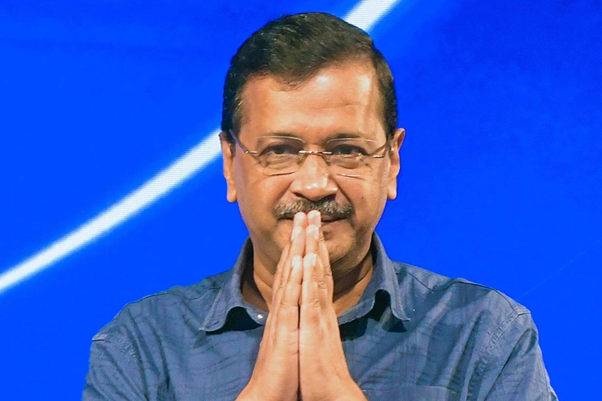 প্রকাশ্যে আপ-‘আরশোলা’ যোগ! কেজরিওয়ালদের অনুদান আশুতোষ রাঙ্কার, তালিকায় আর কে?