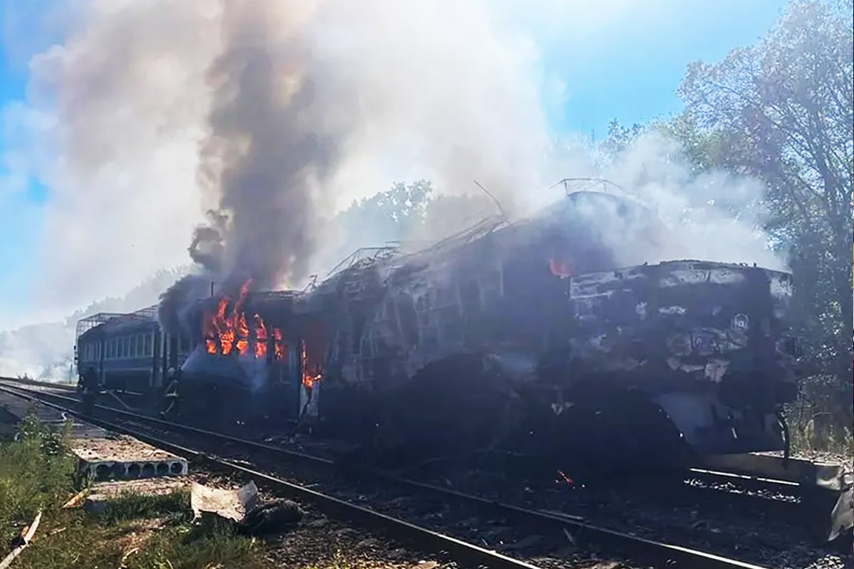 পরপর বোমা ফেলল রাশিয়া, এবার যুদ্ধের আগুন ন্যাটোভুক্ত দেশে! জবাব দেবে সামরিক জোট?
