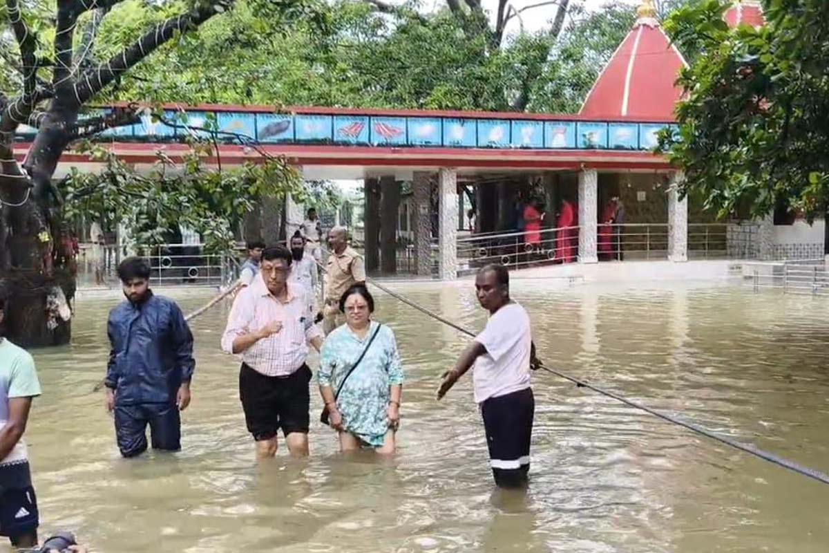 টানা জল ছাড়ছে ডিভিসি, হু হু করে ঢুকছে গ্রামে! ভারী বৃষ্টির সতর্কতা, সতর্ক নবান্ন