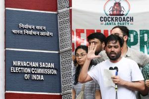 ‘ইটস ডান ব্রো’, কমিশনের অন্তর্কলহে জ্ঞানেশকে তোপ দীপকের, ফের বিক্ষোভের ছক ‘আরশোলা’দের!
