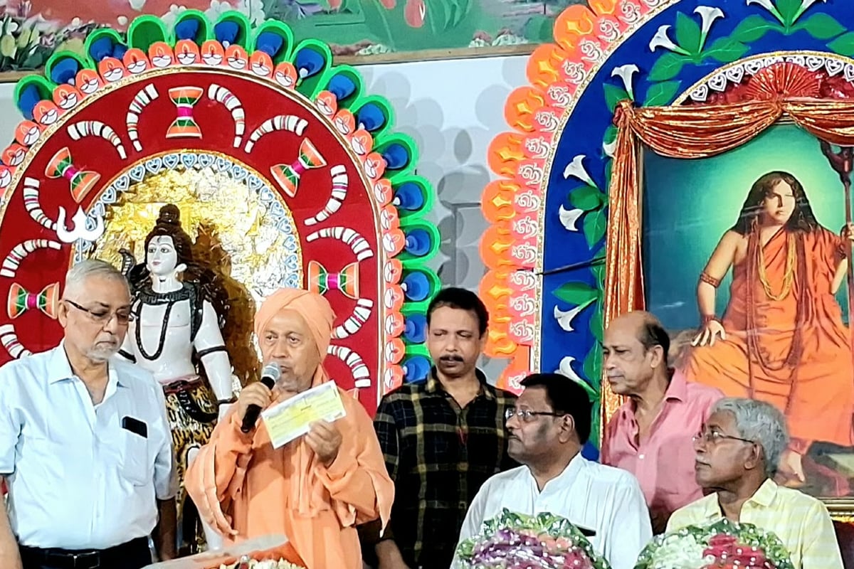নেপালের দুর্গতদের পাশে ভারত সেবাশ্রম, সহযোগিতার হাত বাড়াল ঠিকাদার সংগঠন