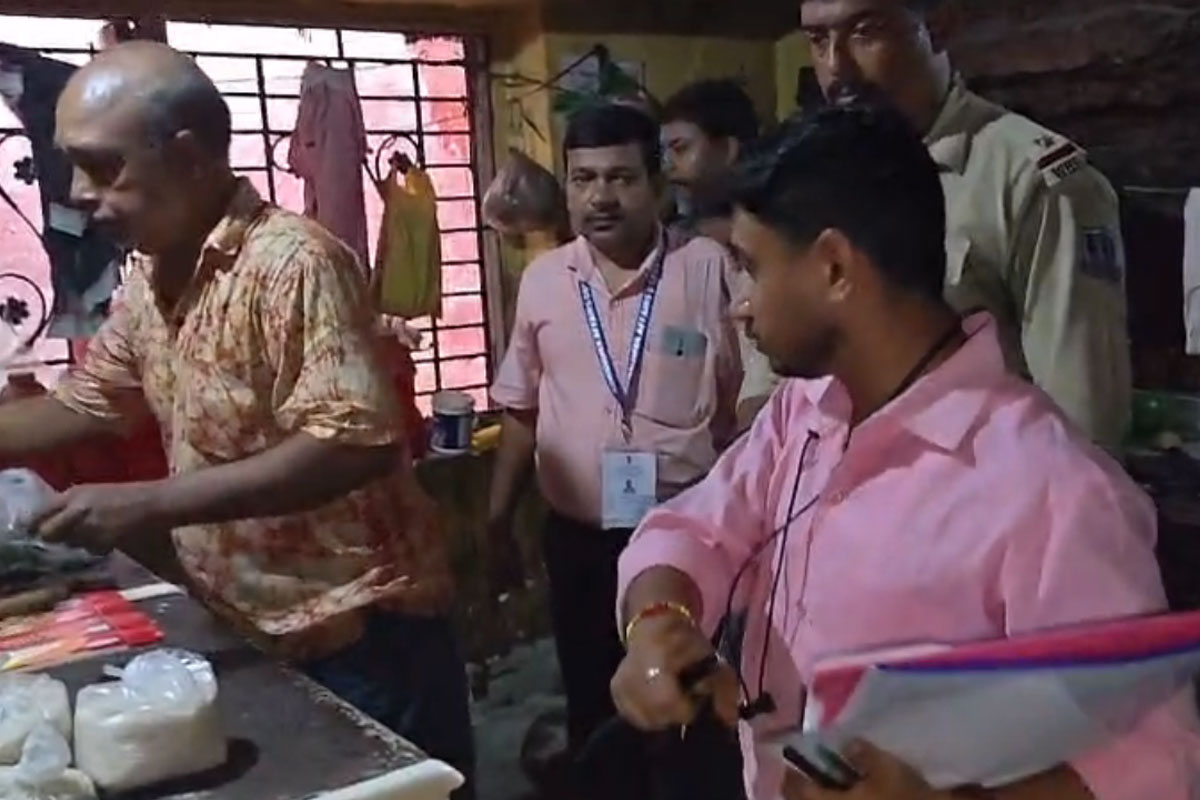 Stale meat found in 3 restaurants at a prominent Madhyamgram shopping mall, licenses cancelled