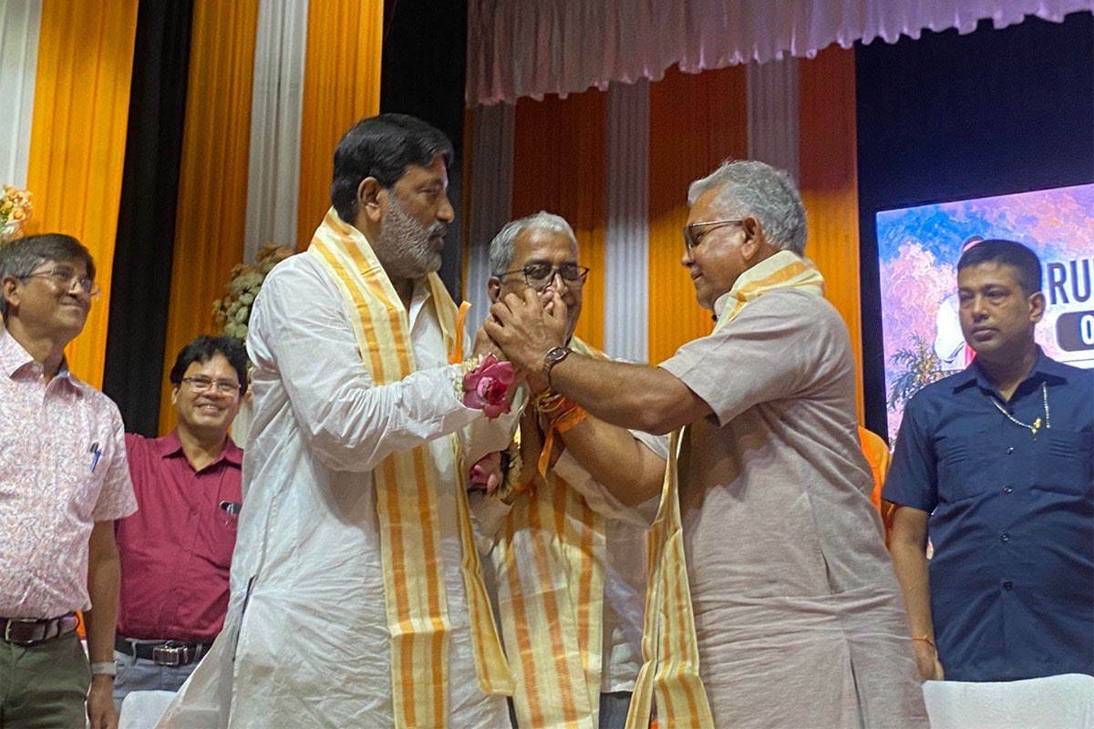 তৃণমূল ছেড়ে এনসিপিআইতে, জেলায় ফিরতেই বাড়তি নিরাপত্তা সাংসদ আবু তাহের খানকে