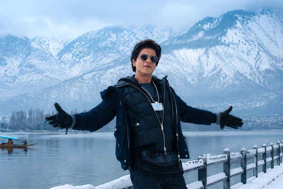 Shah Rukh Khan Travelled Whole World But Did not Go to Kashmir For Late Father