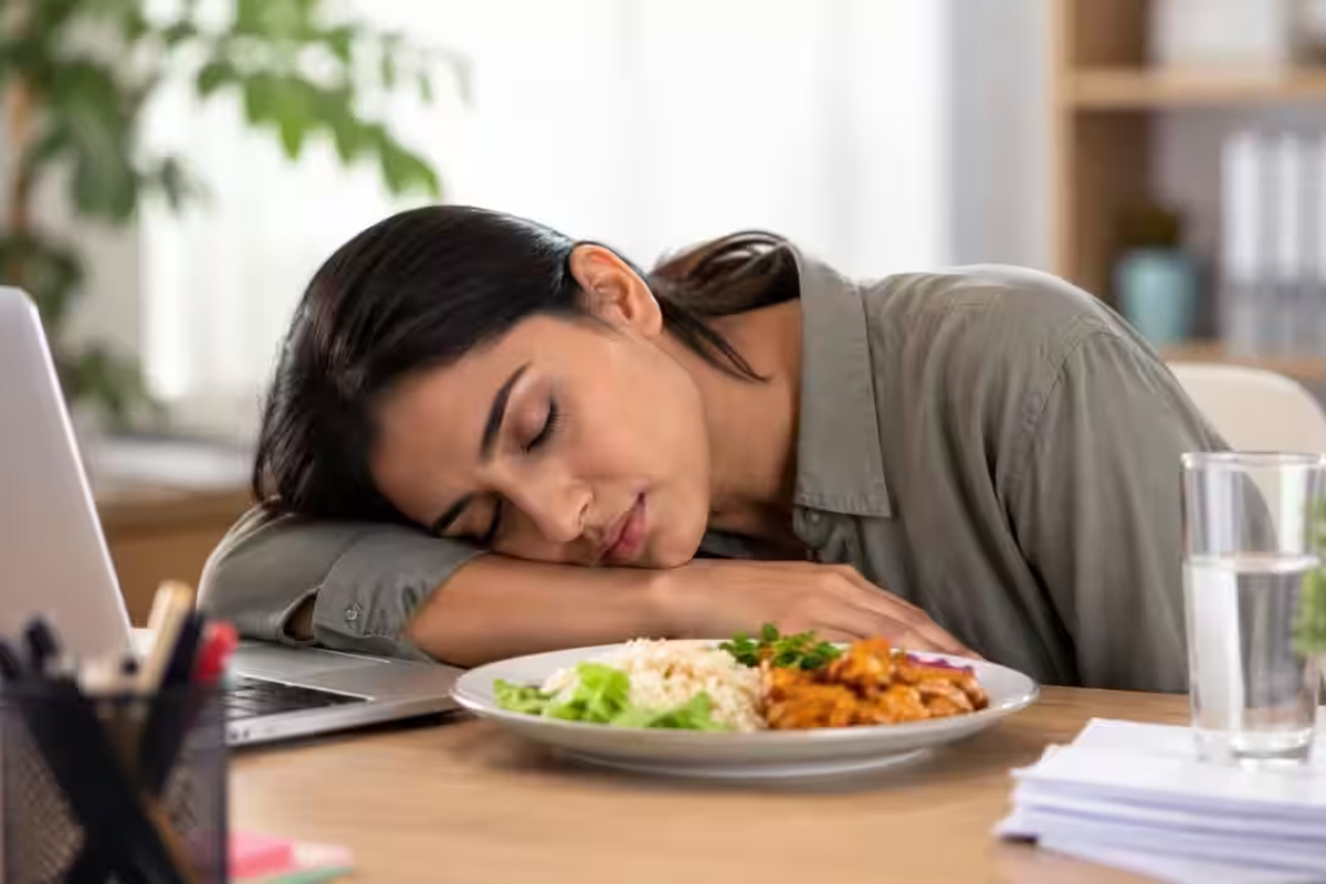 food coma after lunch why you feel sleepy after eating
