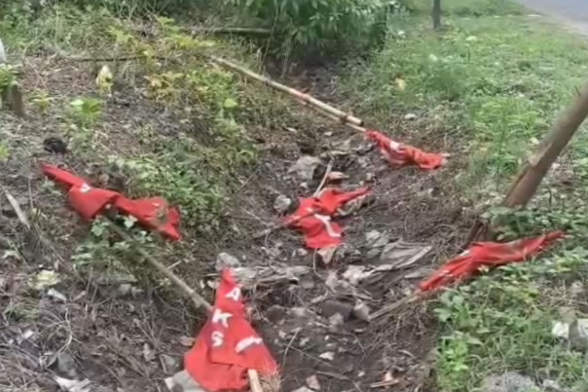 সিপিএমের কার্যালয়ে হামলা, ভাঙা হল বুদ্ধদেব ভট্টাচার্যের ছবিও! চাঞ্চল্য গোঘাটে