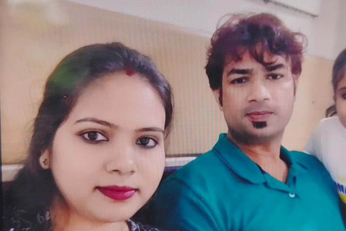 পুলিশ বান্ধবীর সঙ্গে ব্যাঙ্ক ম্যানেজার স্বামীর পরকীয়া! গোপালনগরে শ্বশুরবাড়িতে উদ্ধার যুবতীর দেহ 