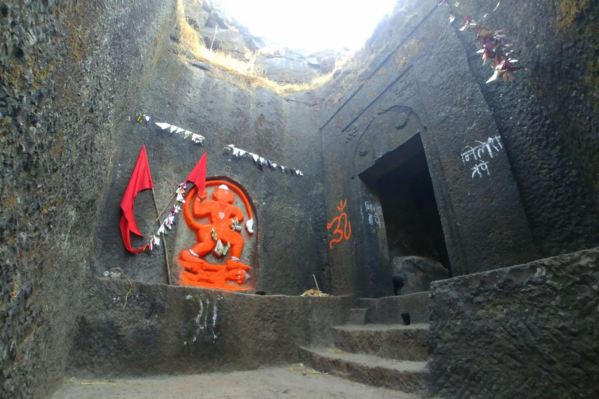 Tringalwadi Fort: The Ancient Rock-Cut Steps Leading to Hanuman