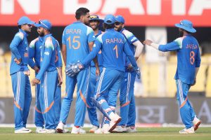 নজিরের ছড়াছড়ির রাতে উজ্জ্বল গিল, রোহিত এখনও ‘হিট’, বোলারদের বধ্যভূমিতে সিরিজ জয় ভারতের