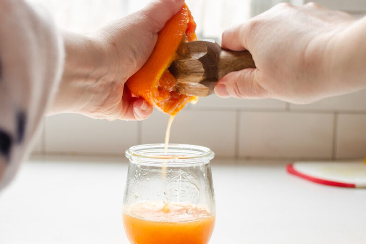 How to Make Fresh Juice Without a Mixer: 5 Easy Kitchen Hacks