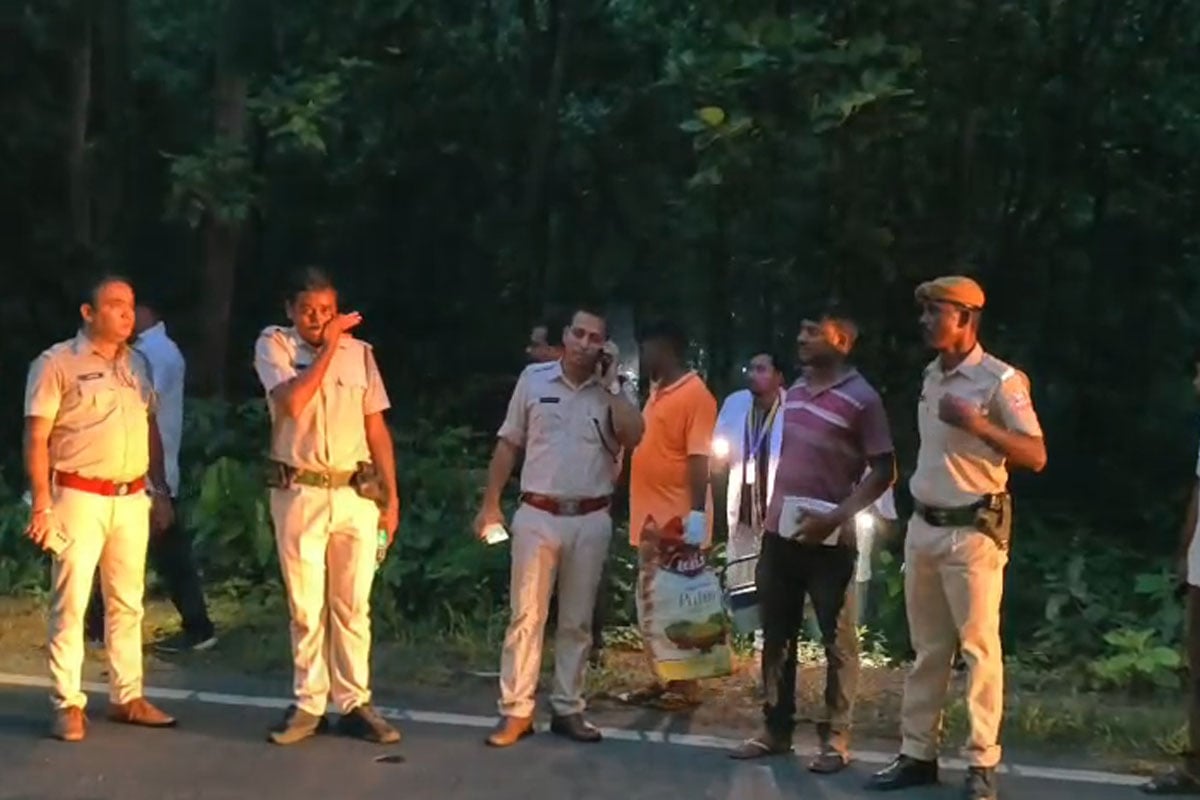 কাঁকসার গভীর জঙ্গল থেকে উদ্ধার ৪টি কঙ্কাল, আত্মহত্যা নাকি খুন? ঘনীভূত রহস্য