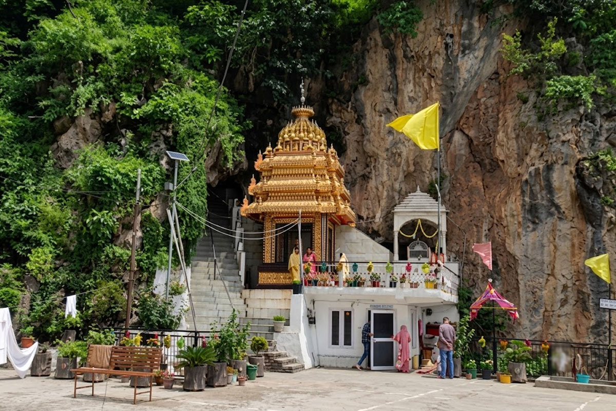 Himachal Shiva Temple Where Devotees Offer Cigarettes to Lord Shiva