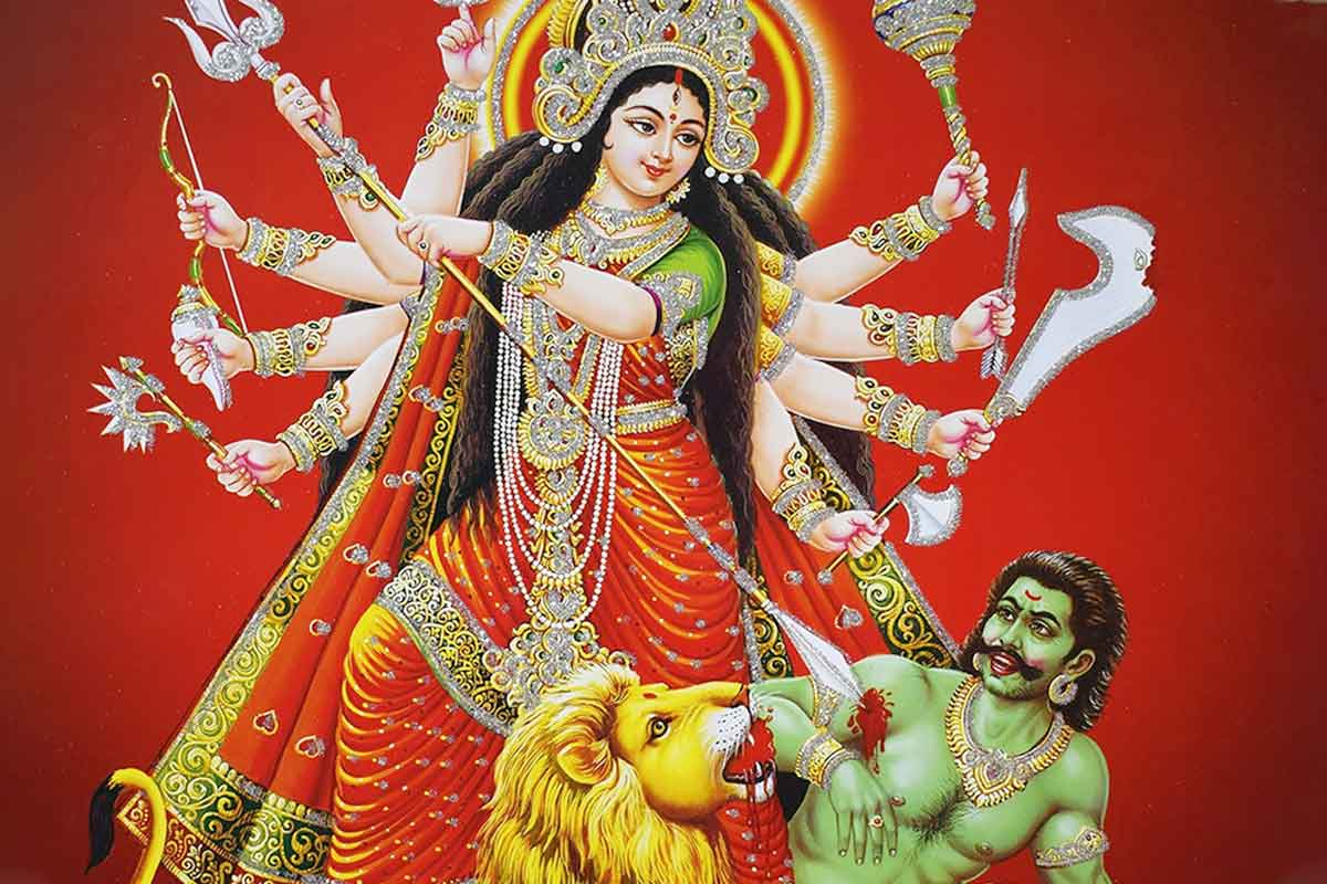 একবার নয়, তিনবার মহিষাসুরের দম্ভ চূর্ণ করেছিল মহামায়ার ত্রিশূল! কী বলছে কালিকা পুরাণ?
