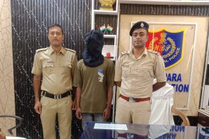 নাবালিকাকে বিয়ে, মুর্শিদাবাদে বাড়ি থেকে পাকড়াও যুবককে