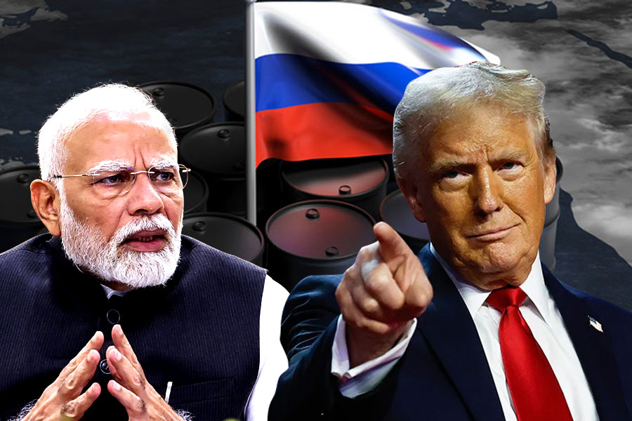 রুশ তেল কেনায় ১০০ শতাংশ শুল্ক-খাঁড়া! ভারতের উপর চাপ বাড়িয়ে মার্কিন কংগ্রেসে পাশ বিল