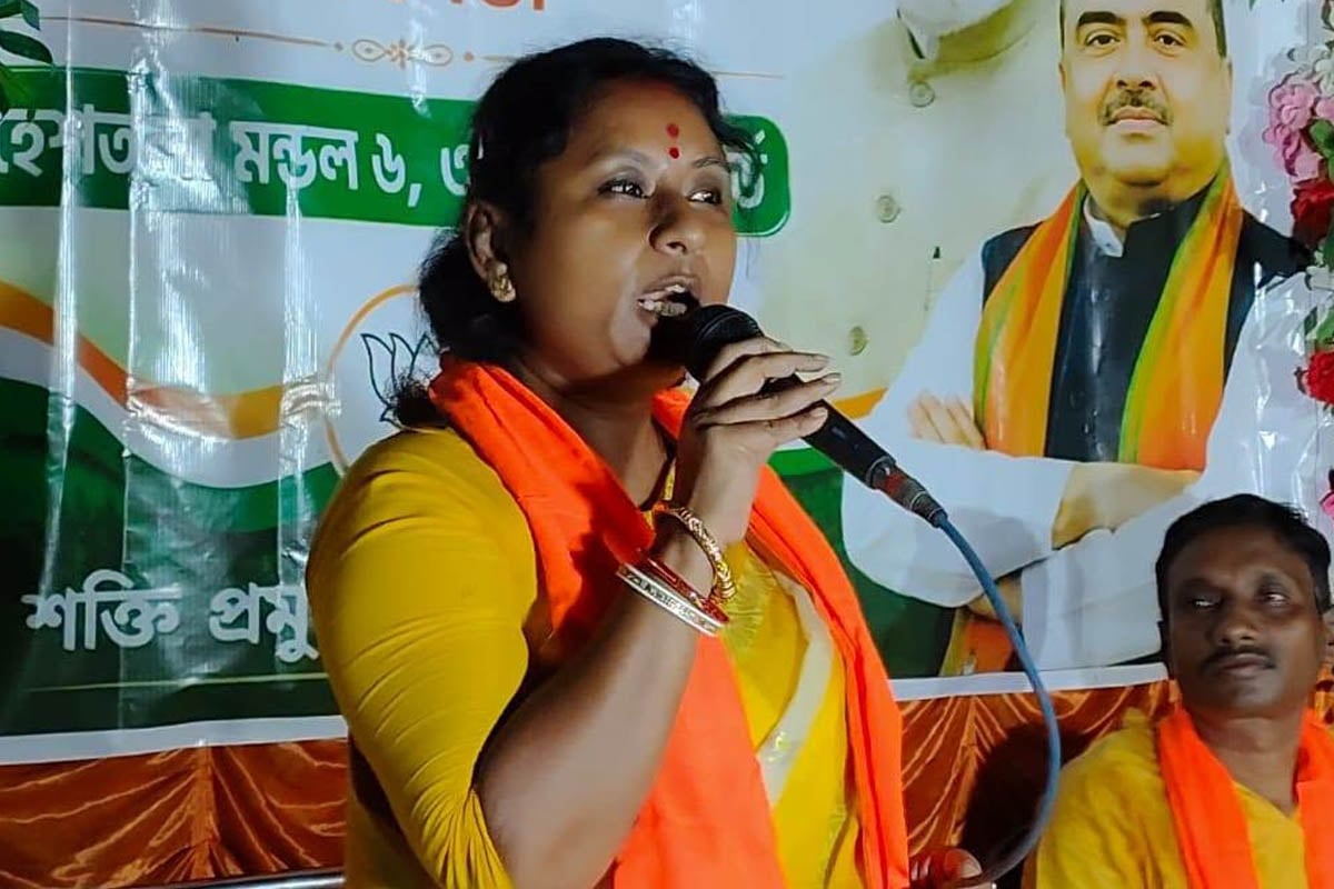 ৪ নেতাকে সাসপেন্ড, এক্তিয়ার মনে করিয়ে ডায়মন্ড হারবারের সভানেত্রীকে শোকজ করল বিজেপি!