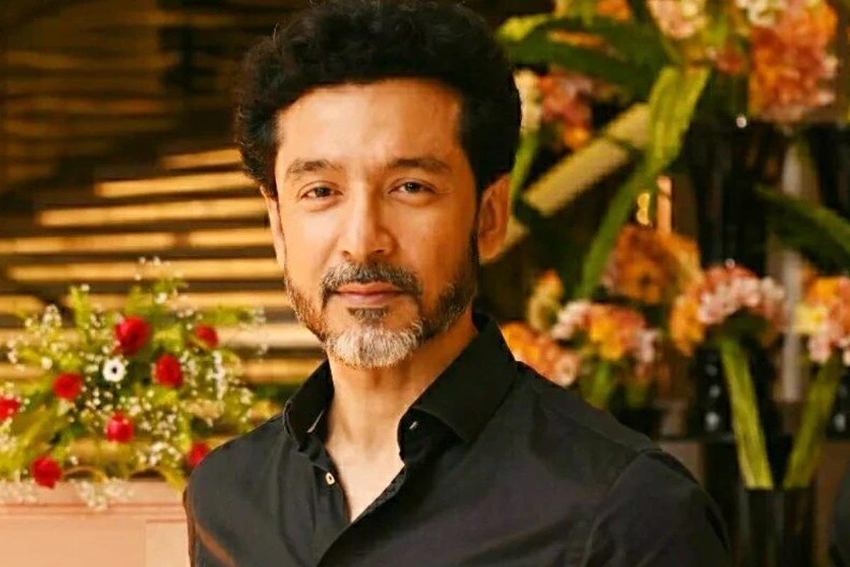 সারা বছর ফিট, পুজোর ডায়েট প্ল্যানে ‘বেহিসেবি’ হতে চান ফেলুদা ‘টোটা’!