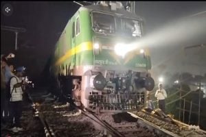 ৬২ ঘণ্টা পর স্বাভাবিক রেল পরিষেবা! কীভাবে এত বড় ধস? আইআইটি খড়গপুরের সাহায্য নেবে রেল