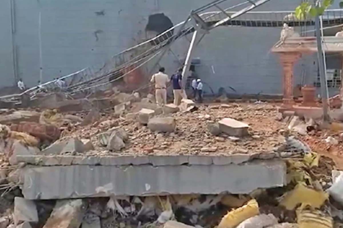 অন্ধ্রপ্রদেশের ওষুধ তৈরির কারখানায় ভয়াবহ বিস্ফোরণ! মৃত ৫, আহত ১০