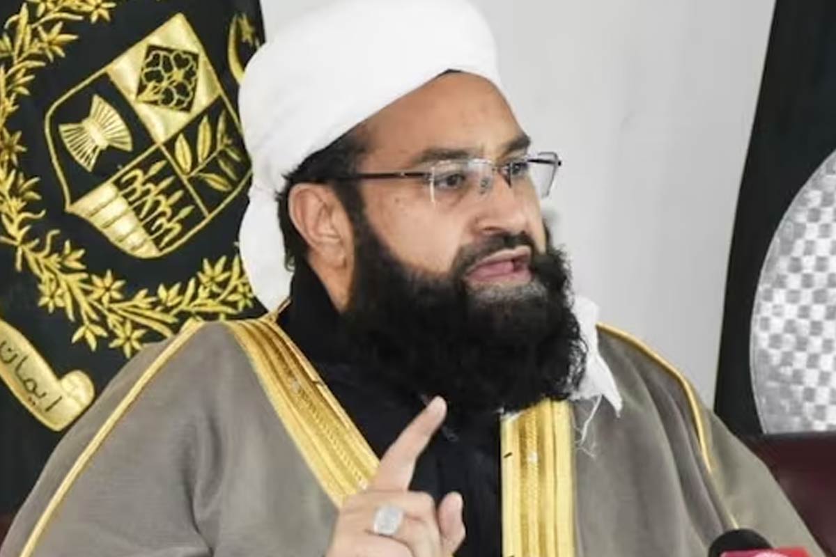‘হাউথিরা মুসলমানদের শত্রু’, সৌদির সমর্থনে বলছেন ‘লাদেনের বন্ধু’ পাক মৌলবি!