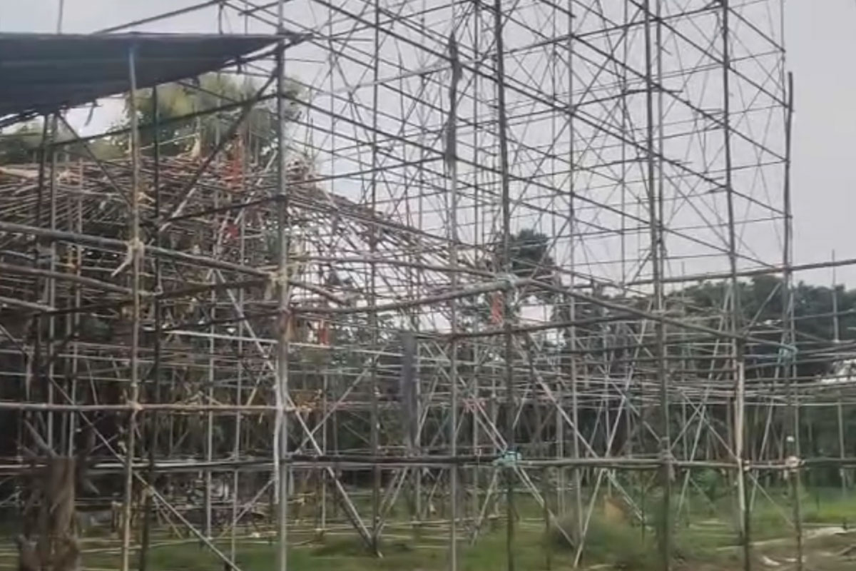 in Nadia, 112 Durga idols feature in a single pandal