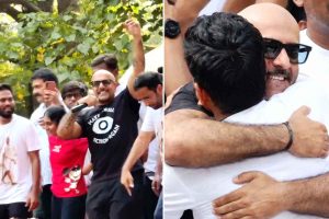 ‘জীবনে প্রথম গান্ধীজয়ন্তীর উপলব্ধি’, ‘ককরোচ’দের জ্ঞানেশ বিক্ষোভে ‘গো জ্ঞানু গো’ স্লোগান বিশাল দাদলানির